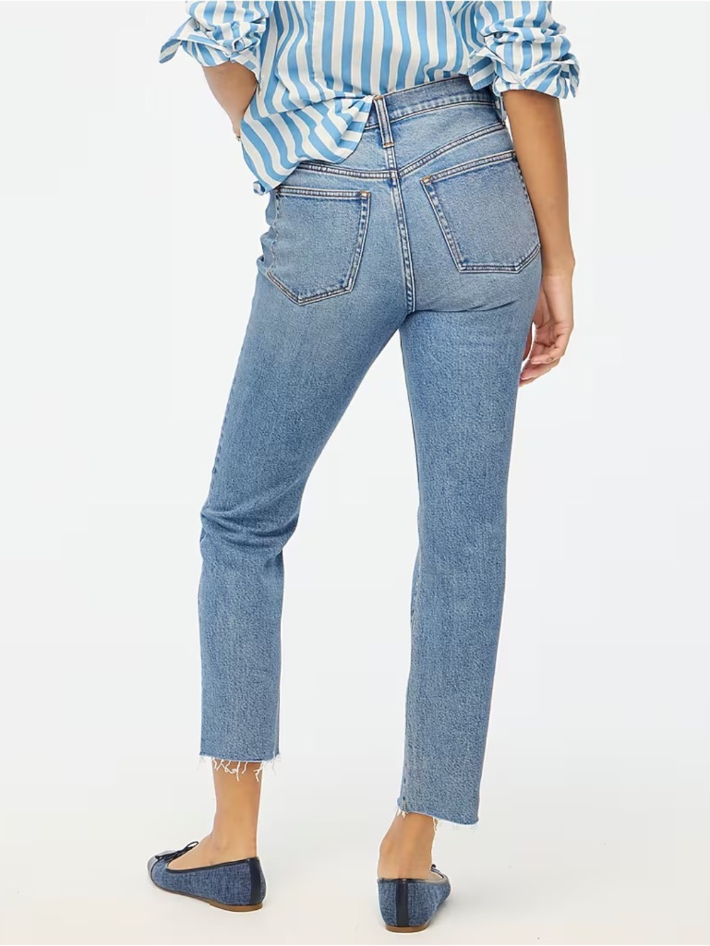 NWT J.Crew Factory Essential Straight Jean in All-Day Stretch
Women's Size 30T - Picture 2 of 5
